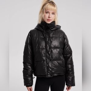 NEW High Collar Short Bun Puffer Coat (Black) - LIT Activewear